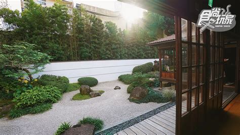 小型日式庭園 八樓在二樓